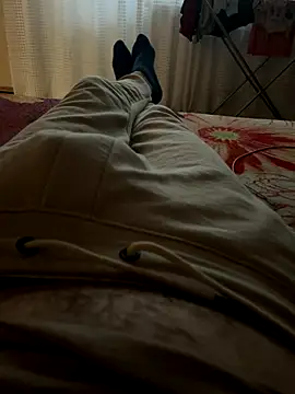 Snapshot of Klark_ chatting on October 27, 11:14 am Klark online show from October 27, 11:14 am