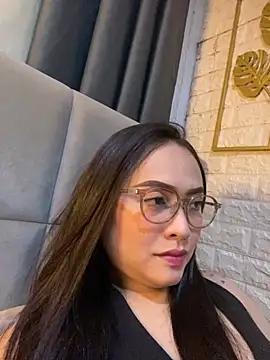 yourdevilsweettsx online show from November 5, 11:32 am