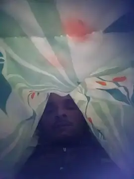 8133vaibhavh online show from December 3, 2:04 pm