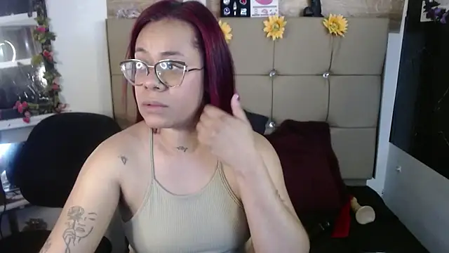 MIA  SPENCER online show from November 21, 9:02 pm