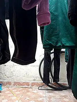 Snapshot of kittymutant99 chatting on January 31, 7:11 pm kittymutant99 online show from January 31, 7:11 pm