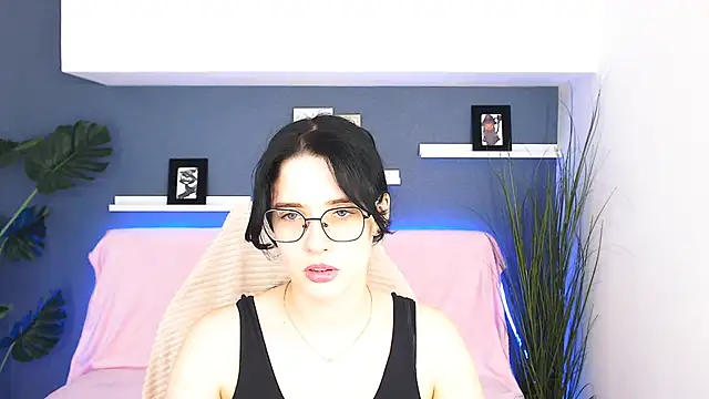 Charming Mysteriousss online show from October 13, 12:38 pm