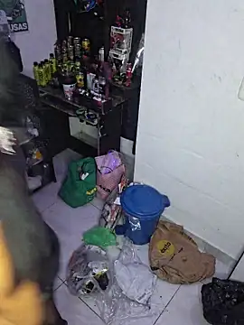 carolinerue online show from March 13, 10:55 am