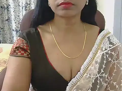 MISS SOMIYA online show from February 21, 7:15 pm