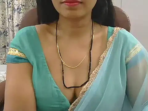 MISS SOMIYA online show from April 15, 8:42 pm