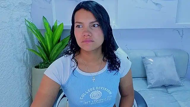 Snapshot of antonela_tp chatting on September 24, 12:41 pm antonela tp online show from September 24, 12:41 pm