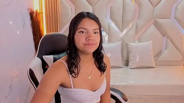 Snapshot of antonela_tp chatting on October 7, 12:57 pm antonela tp online show from October 7, 12:57 pm