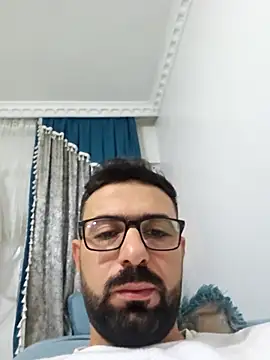 Snapshot of AuxeticDry chatting on February 1, 12:09 am AuxeticDry online show from February 1, 12:09 am