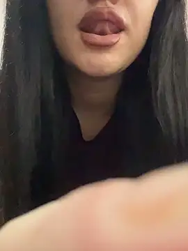 Molly-molly- online show from November 6, 7:20 am