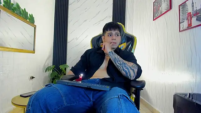 xKevyn online show from October 24, 12:23 pm