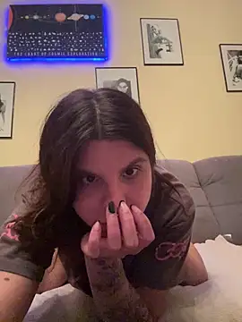 Brutecia2002 online show from March 13, 7:09 pm