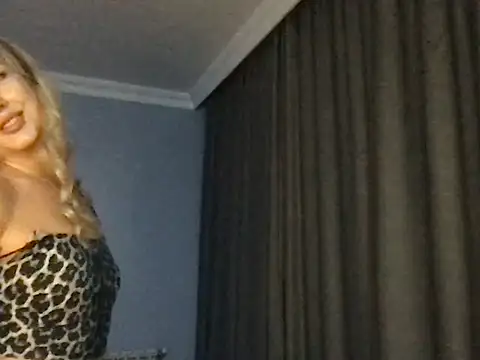 Pyrelissa online show from December 2, 4:57 pm