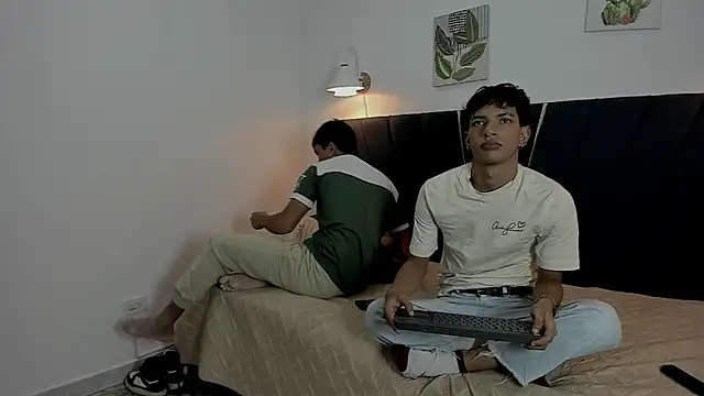 maicol cum23 online show from September 28, 1:05 pm