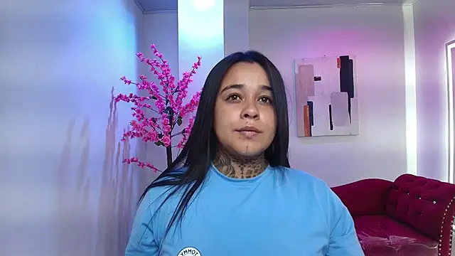 Snapshot of Black_roseee chatting on November 19, 3:17 am Black roseee online show from November 19, 3:17 am