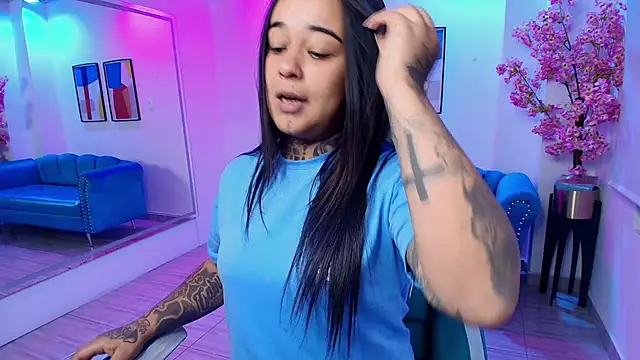 Black roseee online show from March 17, 3:55 am