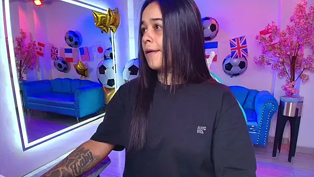 Black roseee online show from July 3, 3:35 am