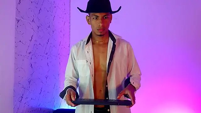 lorian vikel online show from February 20, 10:32 pm