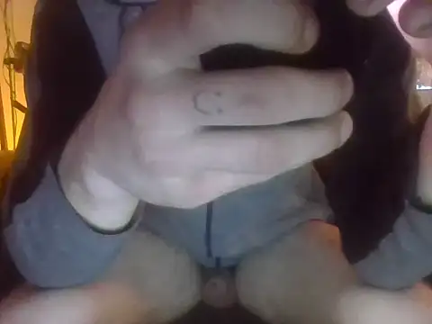 Snapshot of Immerhartundgeil chatting on December 17, 11:55 pm Immerhartundgeil online show from December 17, 11:55 pm