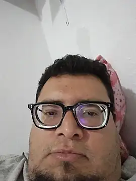 Santiagoqro85 online show from March 11, 3:12 am