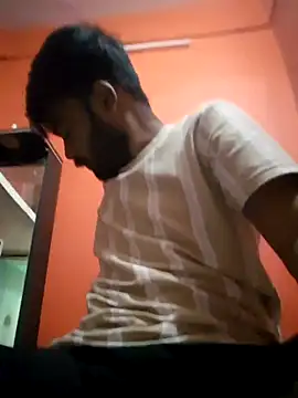 soniriyaa010101 online show from October 24, 4:09 am