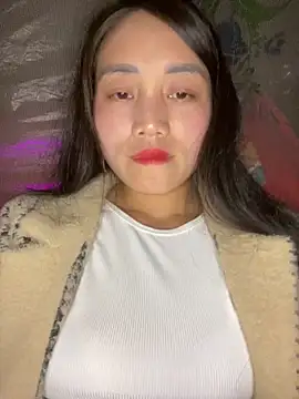 chipp-bong online show from February 3, 1:49 pm