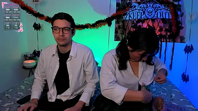 kylietimothee online show from October 18, 1:34 pm