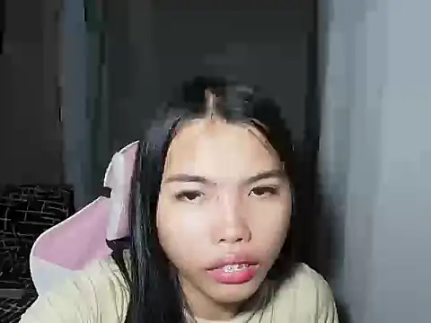 Snapshot of cutie_milker chatting on April 23, 5:15 pm cutie milker online show from April 23, 5:15 pm