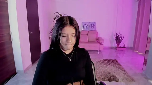 Candy fox 19 online show from December 19, 12:45 pm