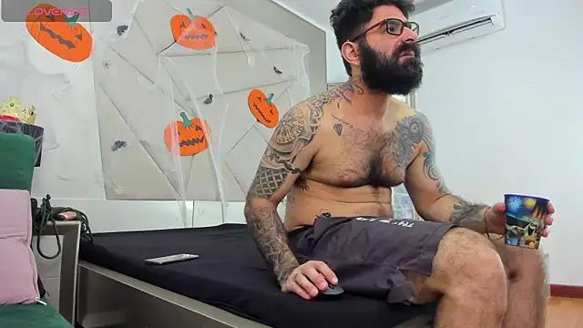 Harald Smed online show from October 31, 1:01 pm