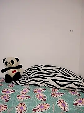 ellafrost-1 online show from September 15, 3:34 pm