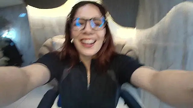 Snapshot of nadia_r_ chatting on July 21, 8:00 pm nadia r online show from July 21, 8:00 pm