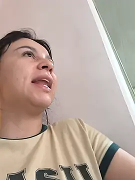 Daniela-rosee online show from July 9, 4:00 pm
