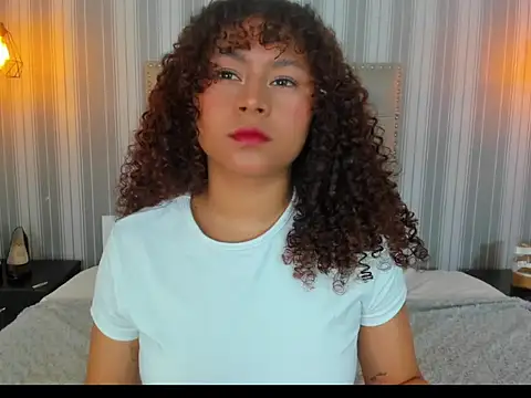 Sofiapassionne online show from July 21, 2:52 pm