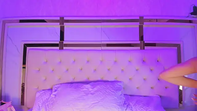 Cameron Hearts online show from January 14, 12:11 pm