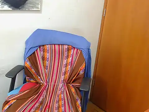 Snapshot of GuivernoStud chatting on October 10, 2:27 pm GuivernoStud online show from October 10, 2:27 pm