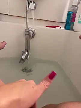 Snapshot of KissmeKitten chatting on September 10, 1:49 am KissmeKitten online show from September 10, 1:49 am