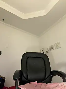 Snapshot of Gringo_XXX_Latina chatting on February 16, 3:02 am Gringo XXX Latina online show from February 16, 3:02 am