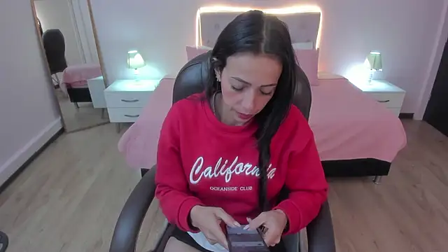 Mariam Lopez   online show from February 27, 3:39 am