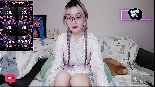 baby-yaya20 online show from October 22, 8:30 pm