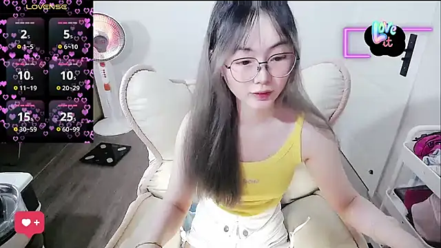 Snapshot of baby-yaya20 chatting on March 14, 11:04 am baby-yaya20 online show from March 14, 11:04 am