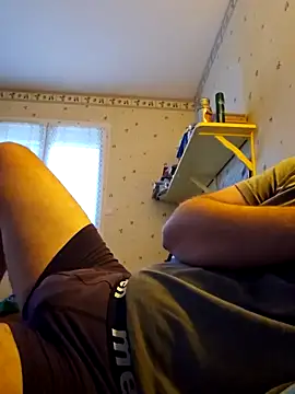 Snapshot of Boncoup7250xxx chatting on September 13, 7:30 am Boncoup7250xxx online show from September 13, 7:30 am