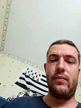 Snapshot of Boncoup7250xxx chatting on October 18, 8:37 am Boncoup7250xxx online show from October 18, 8:37 am