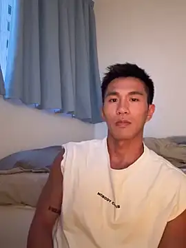 Snapshot of gooodboiii chatting on September 16, 10:27 am gooodboiii online show from September 16, 10:27 am