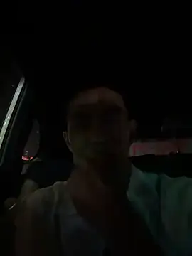 Snapshot of gooodboiii chatting on October 24, 4:03 pm gooodboiii online show from October 24, 4:03 pm