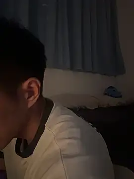 Snapshot of gooodboiii chatting on November 4, 2:38 pm gooodboiii online show from November 4, 2:38 pm