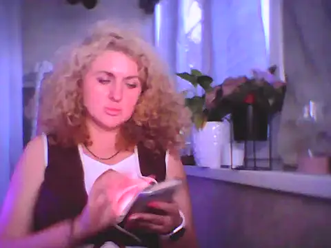 Snapshot of Irivon chatting on July 11, 5:37 pm Irivon online show from July 11, 5:37 pm