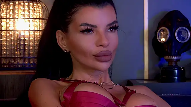 EleniaDevons online show from September 16, 8:15 am