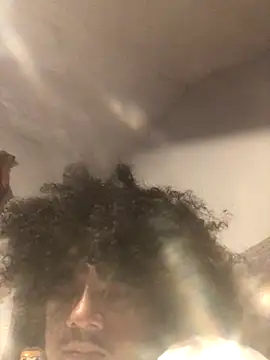 Snapshot of Cartyiii chatting on September 14, 12:43 am Cartyiii online show from September 14, 12:43 am