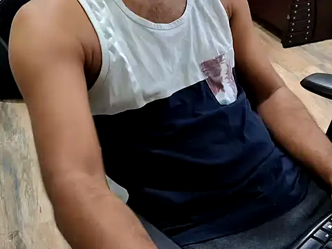 Snapshot of ZoroArcher chatting on September 25, 6:22 pm ZoroArcher online show from September 25, 6:22 pm