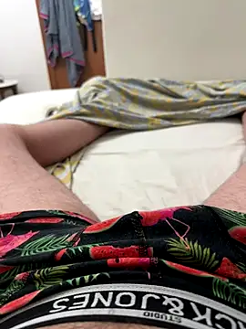 dicksmallll online show from September 13, 11:15 pm